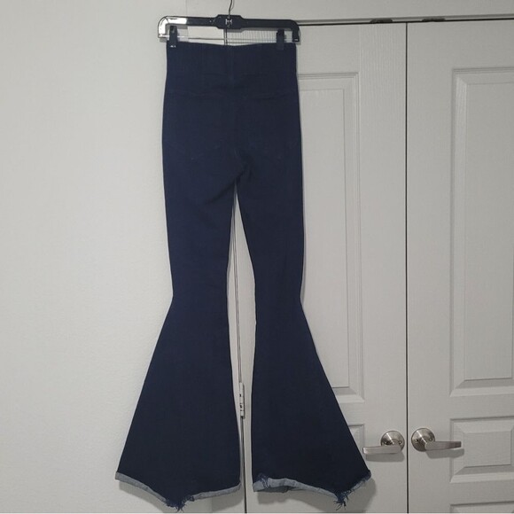 Show Me Your Mumu Berkeley Bells High-Waisted Flare Jeans In Rainstorm XS - Picture 6 of 10